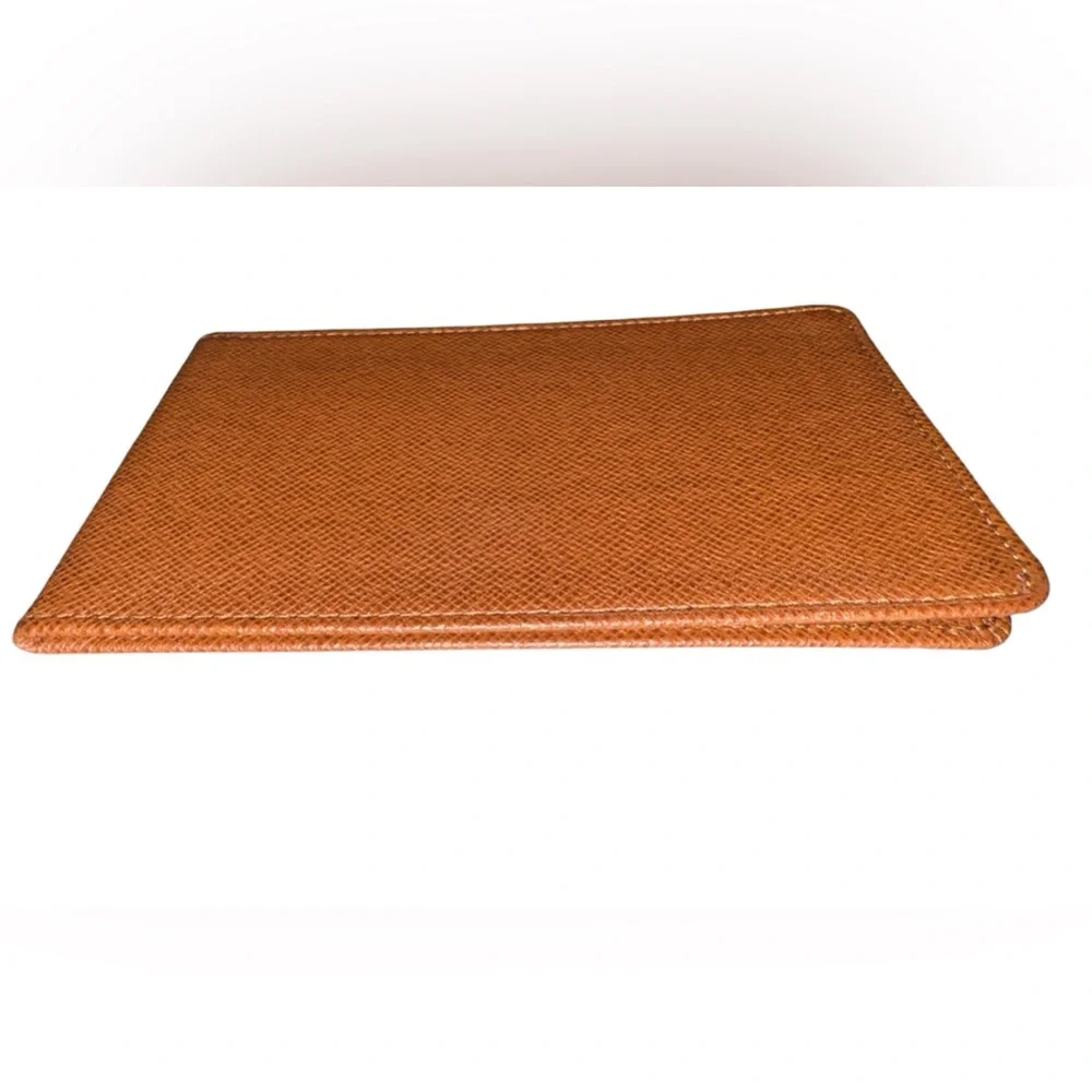 🪪 Louis Vuitton Monogram Taiga Unisex Leather Card/ID Holder Wallet